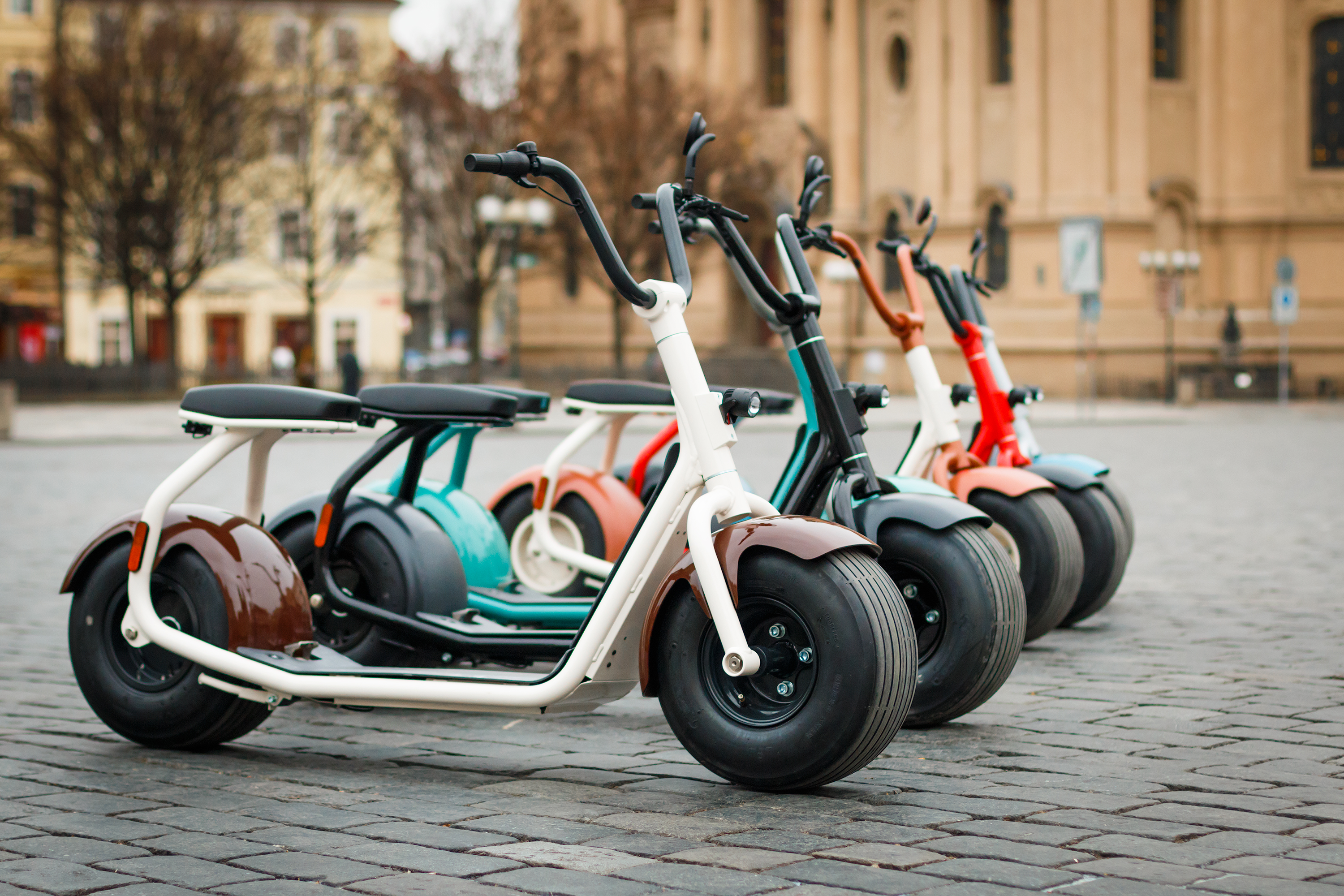 Tour of Prague on Scrooser